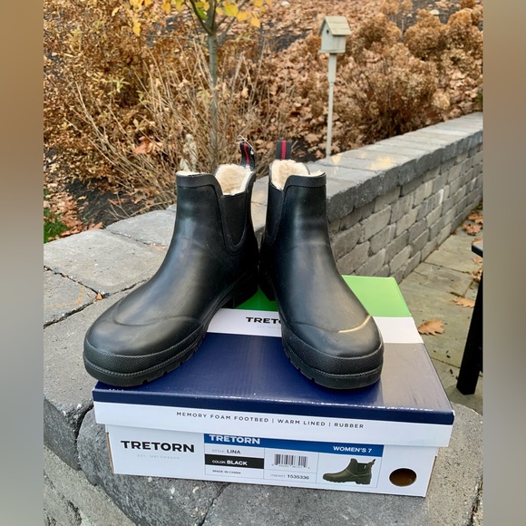 New in Box TRETORN LINA Faux Fur Lined Short Black Rain Boots,7 M Womens - Picture 2 of 15